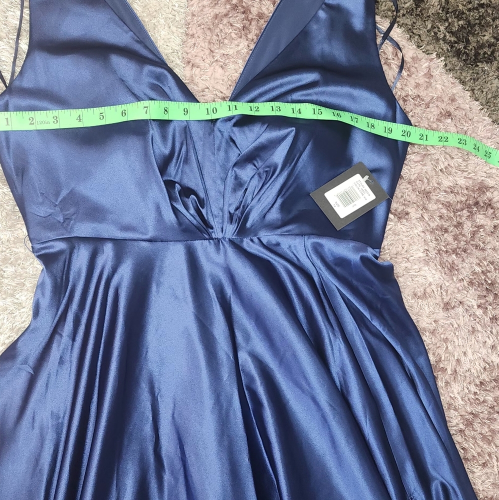 marina deep v belted stretched charmeuse gown - Picture 8 of 15